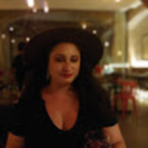 Meet your Posher, Francesca